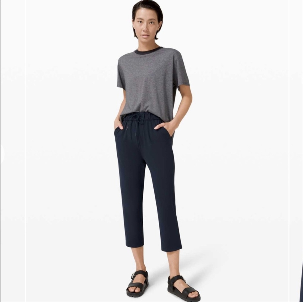 Lululemon Keep Moving True Navy Blue Crop 23” Pants